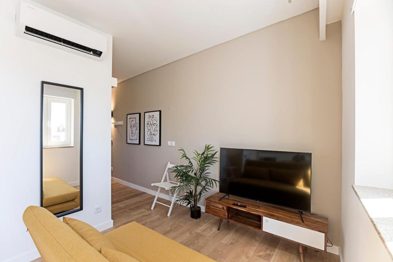 Urban House By Lovelystay Porto Exterior photo