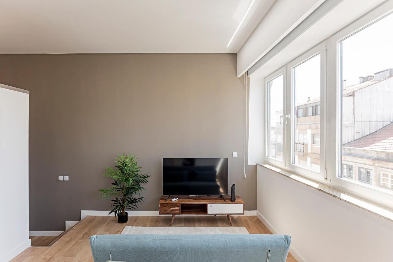 Urban House By Lovelystay Porto Exterior photo