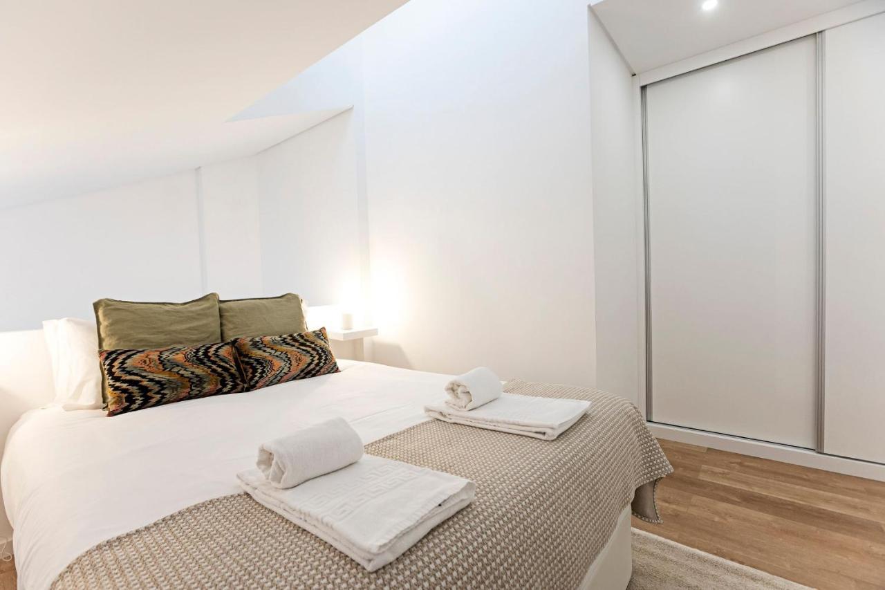 Urban House By Lovelystay Porto Exterior photo