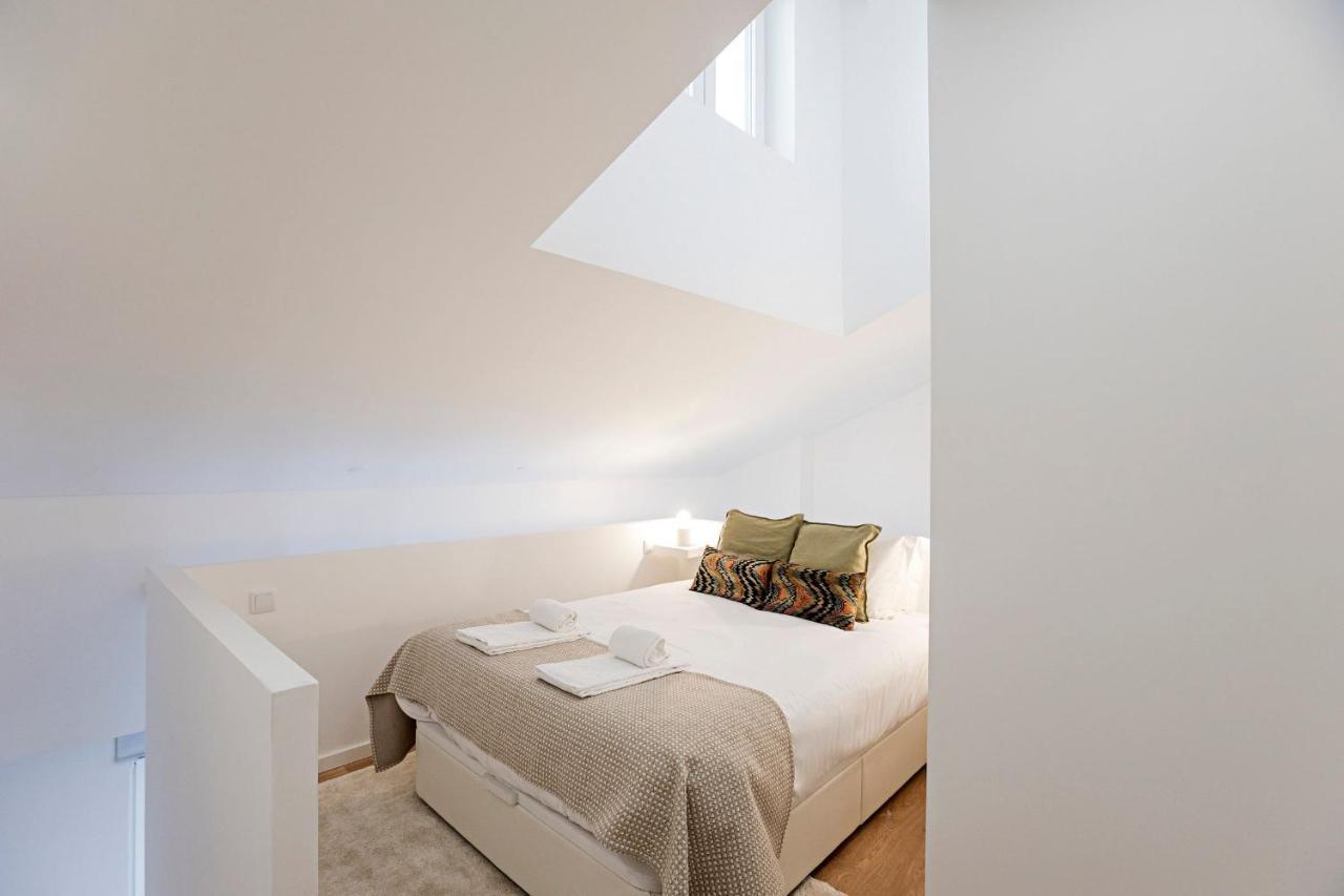 Urban House By Lovelystay Porto Exterior photo